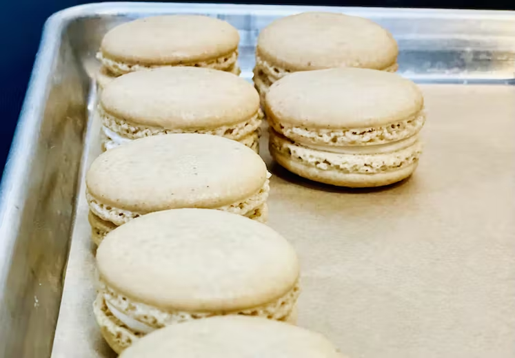 Box of 6 French Macarons